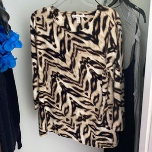 Zebra print 3/4 sleeve top